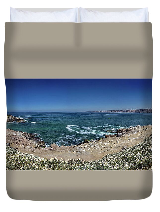 Aqua Duvet Cover featuring the photograph The La Jolla Cove by Peter Tellone