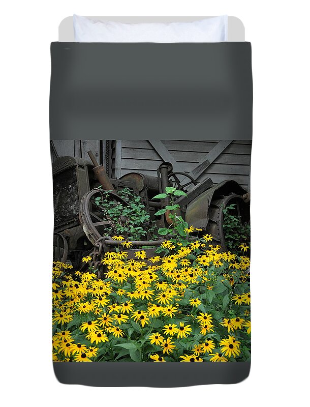 Floral Duvet Cover featuring the photograph The Old And New by Jan Amiss Photography