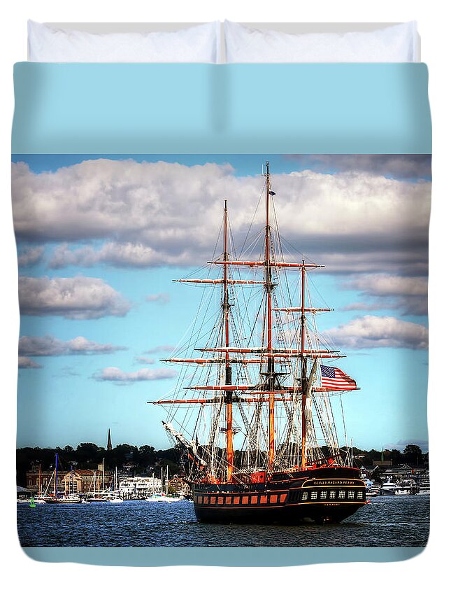 Usa Duvet Cover featuring the photograph Tall Ship The Oliver Hazard Perry by Tom Prendergast