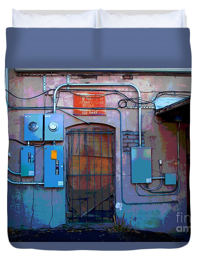 Cityscape Duvet Cover featuring the photograph The Power of City by Barbara Schultheis