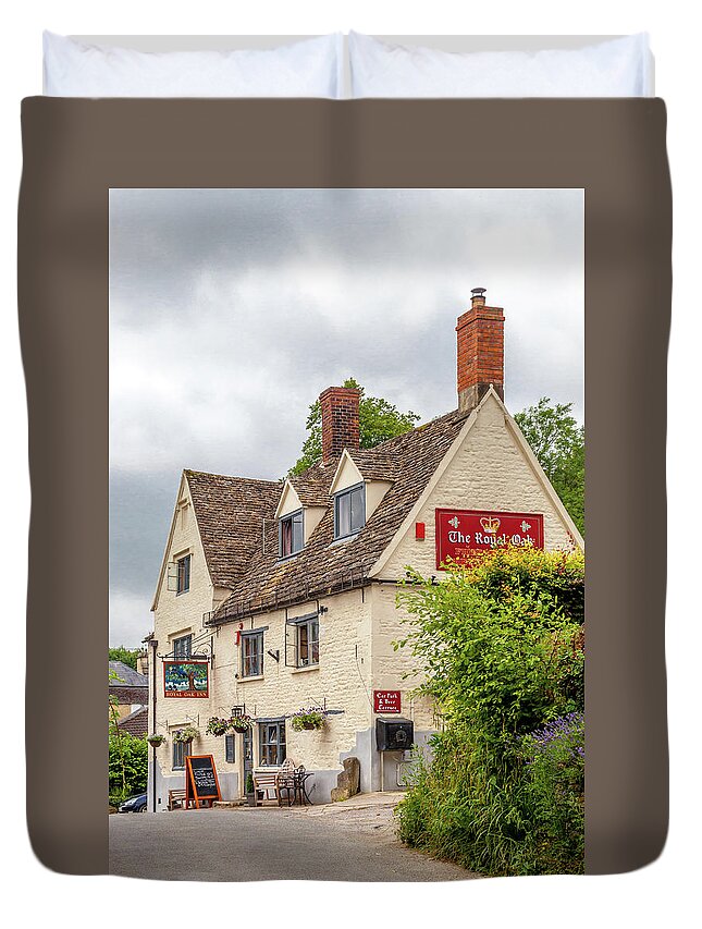 Pub Duvet Cover featuring the photograph The Royal Oak - an English country pub by W Chris Fooshee