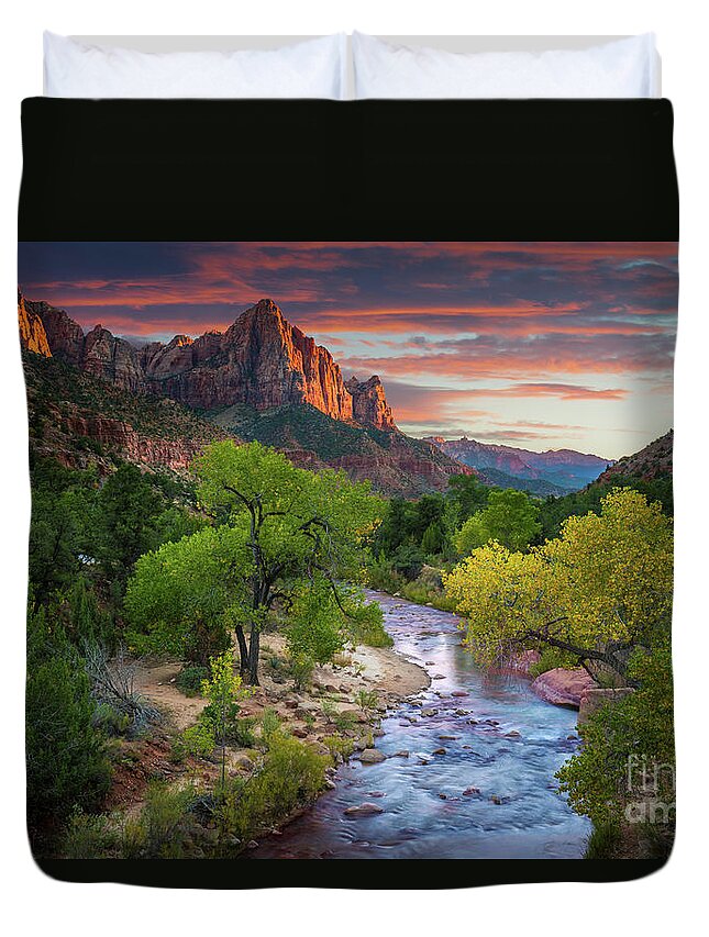 America Duvet Cover featuring the photograph The Watchman by Inge Johnsson