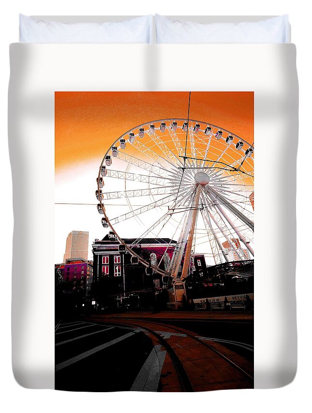 Atlanta Duvet Cover featuring the photograph The Wheel by D Justin Johns