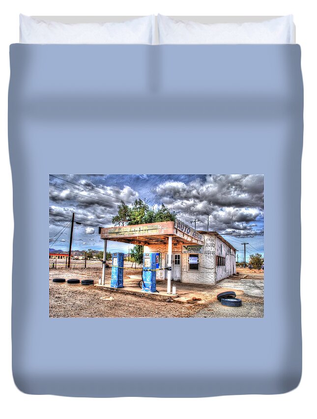Vintage Building Duvet Cover featuring the photograph This Old Gas Station by John Johnson