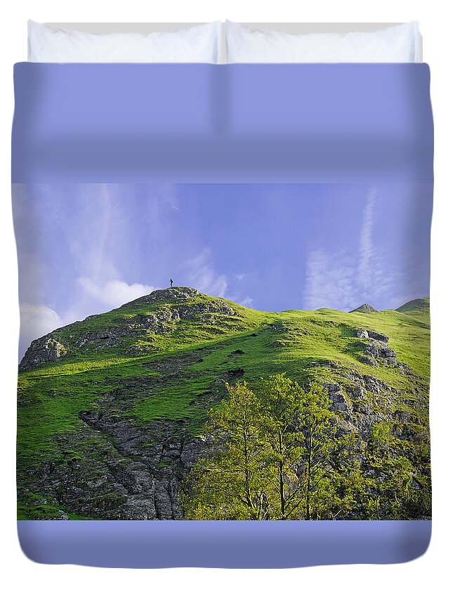 Europe Duvet Cover featuring the photograph Thorpe Cloud Peaks, Dovedale by Rod Johnson