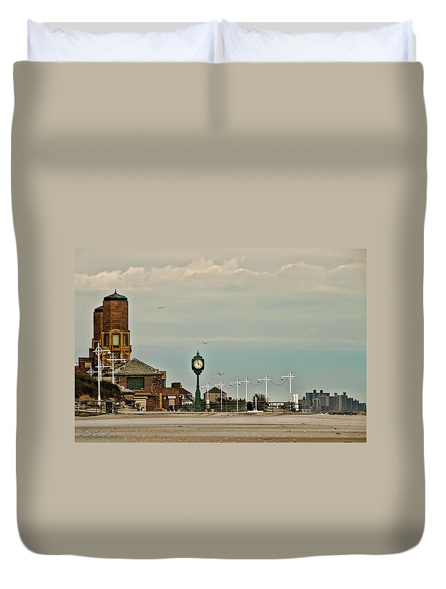 Time Duvet Cover featuring the photograph Time Flies by S Paul Sahm