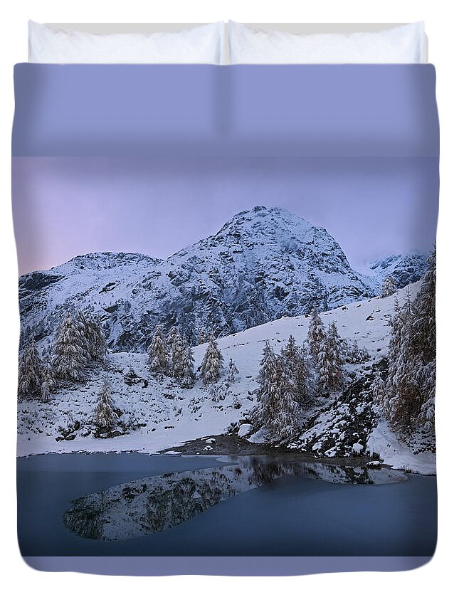 Sunset Duvet Cover featuring the photograph Top of the Lake by Dominique Dubied