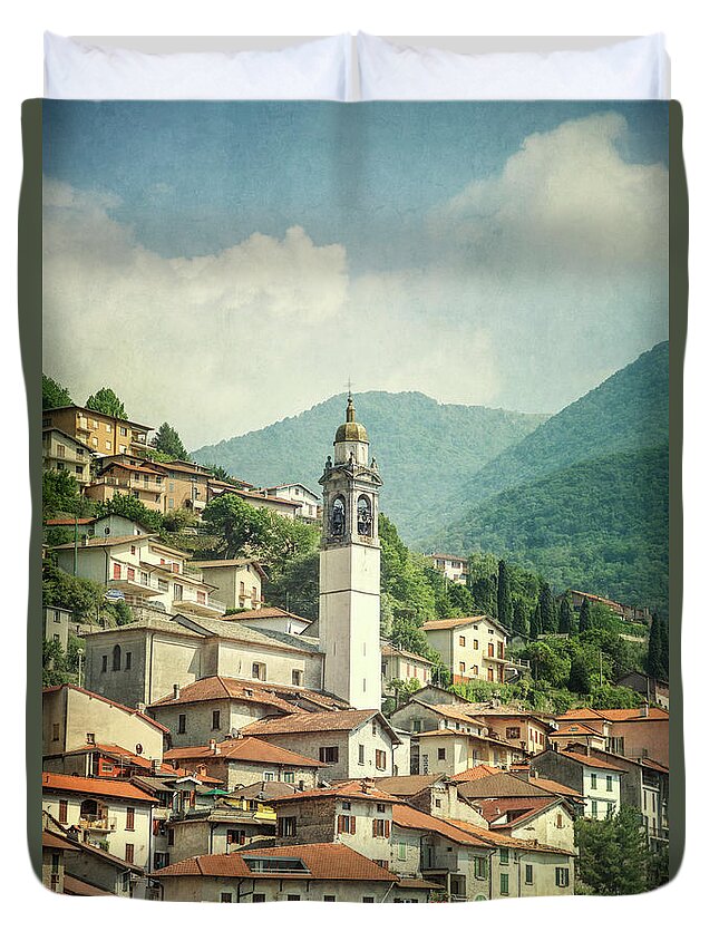 Kremsdorf Duvet Cover featuring the photograph Touching Heaven by Evelina Kremsdorf