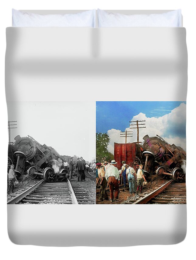 Train Duvet Cover featuring the photograph Train - Accident - Butting heads 1922 - Side by Side by Mike Savad
