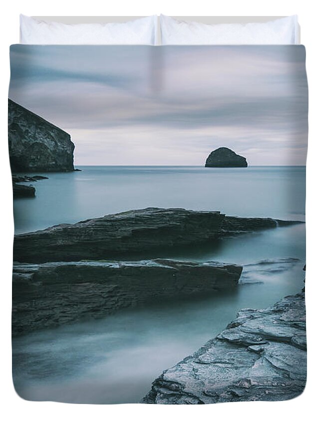 Seascape Duvet Cover featuring the photograph Trebarwith Strand II by David Lichtneker