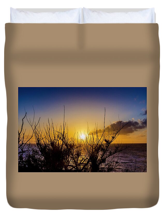 Ocean Duvet Cover featuring the photograph Tree Sunset by Daniel Murphy