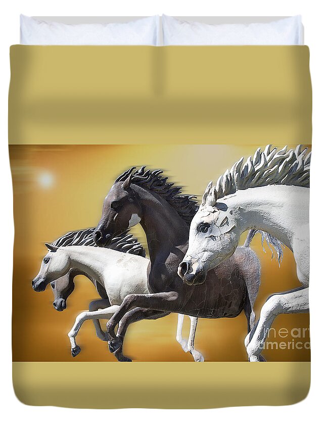 Horse Duvet Cover featuring the photograph Tribute to Aramus by Tim Hightower