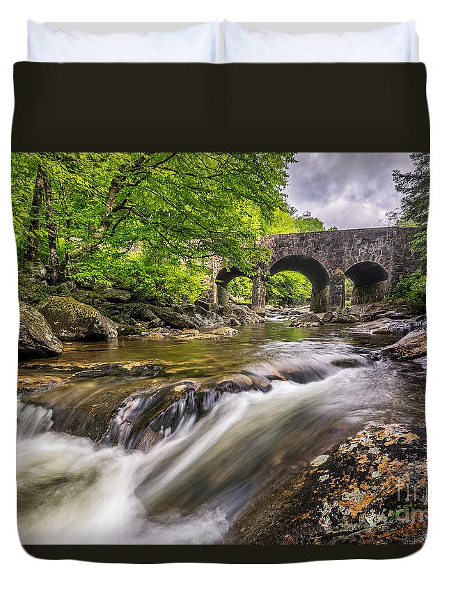 Rock Bridge Duvet Cover featuring the photograph Triple Crown by Anthony Heflin