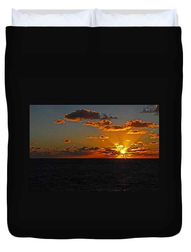 Sunset Duvet Cover featuring the photograph Tropical sunset by Gary Wonning