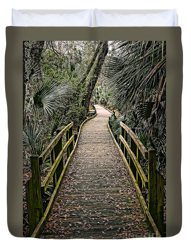 Photography Duvet Cover featuring the photograph Tropical Walk by Susan Smith