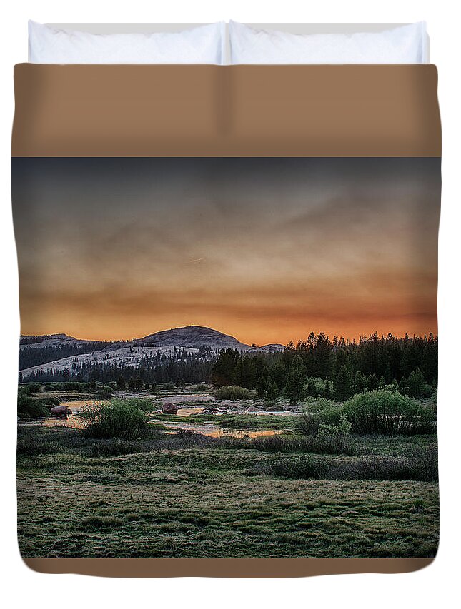 Pothole Dome Duvet Cover featuring the photograph Tuolumne Sunset by Bill Roberts