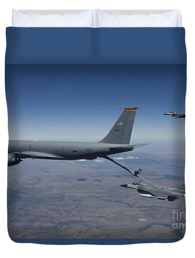 F-16 Fighting Falcon Duvet Cover featuring the photograph Two F-16 Fighting Falcons Conduct by HIGH-G Productions