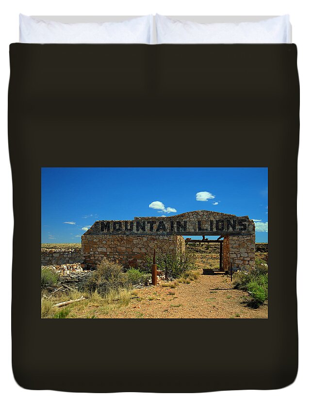 Home Duvet Cover featuring the photograph Two Guns by Richard Gehlbach