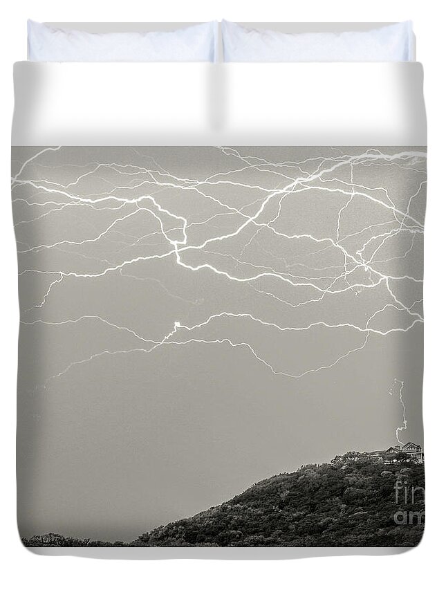 Lightning Duvet Cover featuring the photograph Unreal Lightning by Michael Tidwell