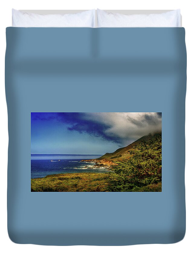 Coastline Duvet Cover featuring the photograph Up Coast by Joseph Hollingsworth