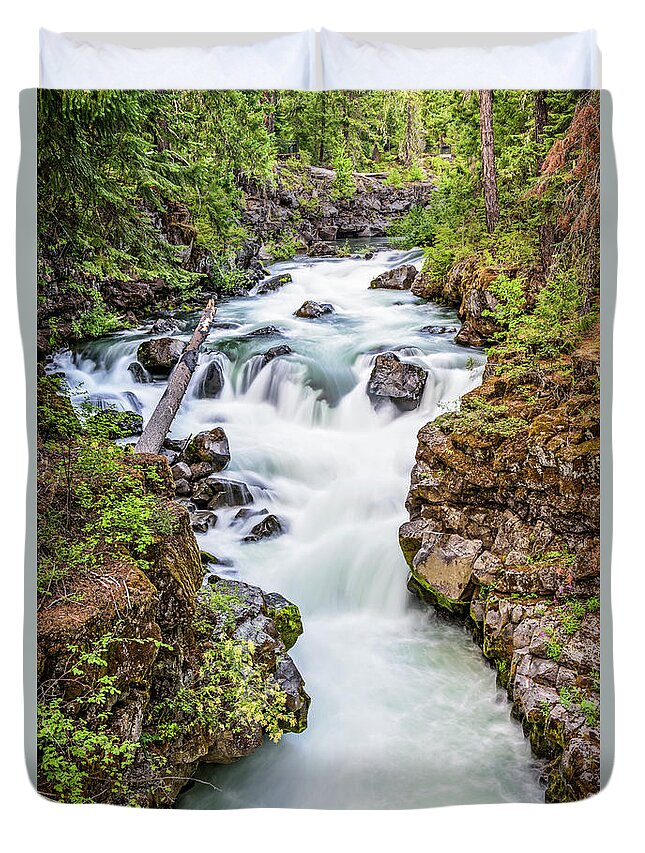 Adventure Duvet Cover featuring the photograph Upper Rogue River by Charles Dobbs