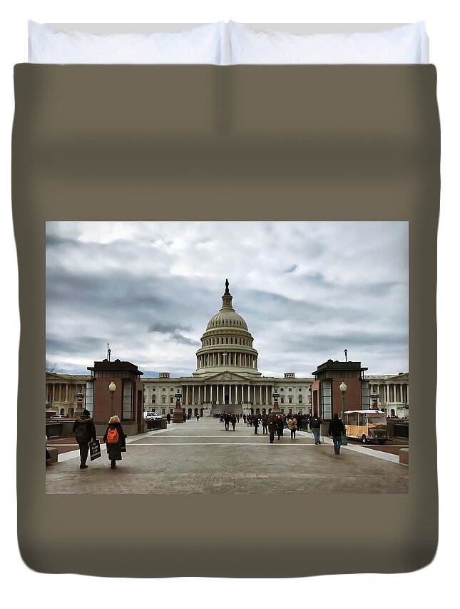 Capitol Duvet Cover featuring the photograph U.S. Capitol Building by Chris Montcalmo