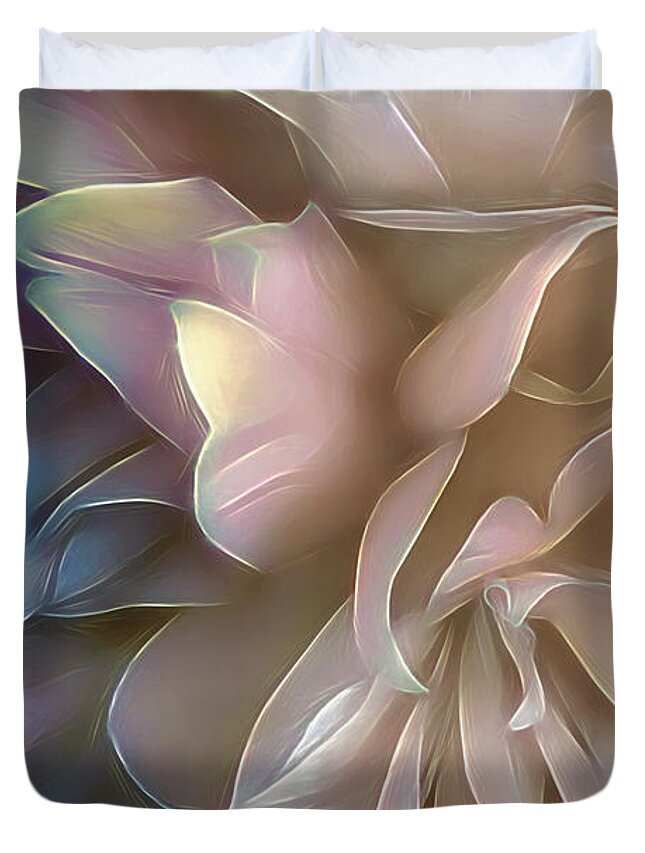 Floral Duvet Cover featuring the photograph Valley Breeze by Darlene Kwiatkowski