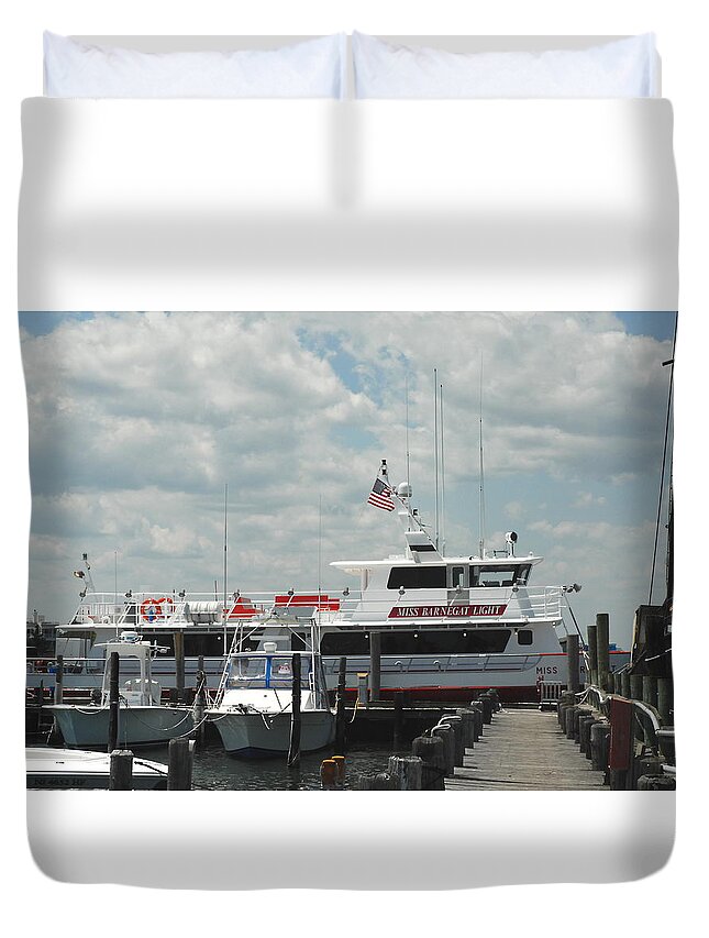 Commercial Fishing Boats Duvet Cover featuring the photograph Vessels 125 by Joyce StJames