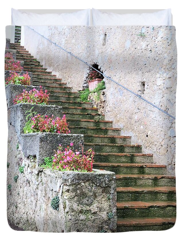 Italy Duvet Cover featuring the photograph Villa Rufolo Ravello by Laurie Morgan