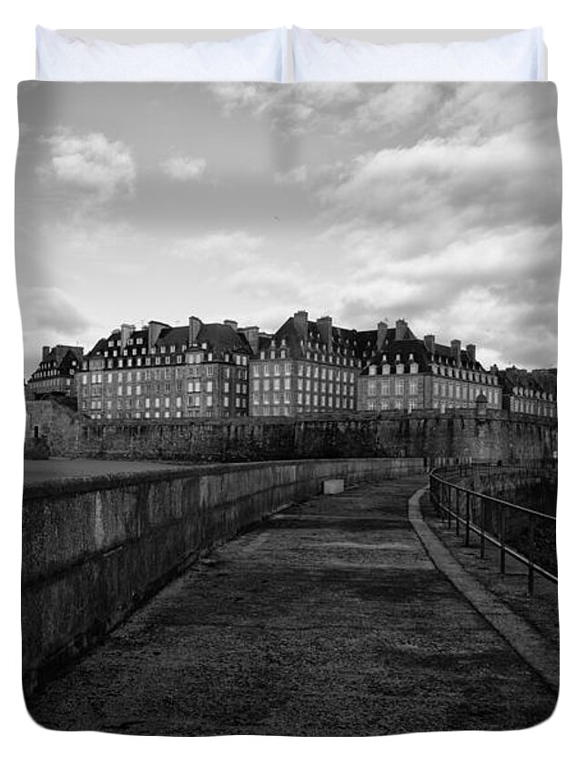 St. Saint Duvet Cover featuring the photograph Village of St. Malo by Hugh Smith