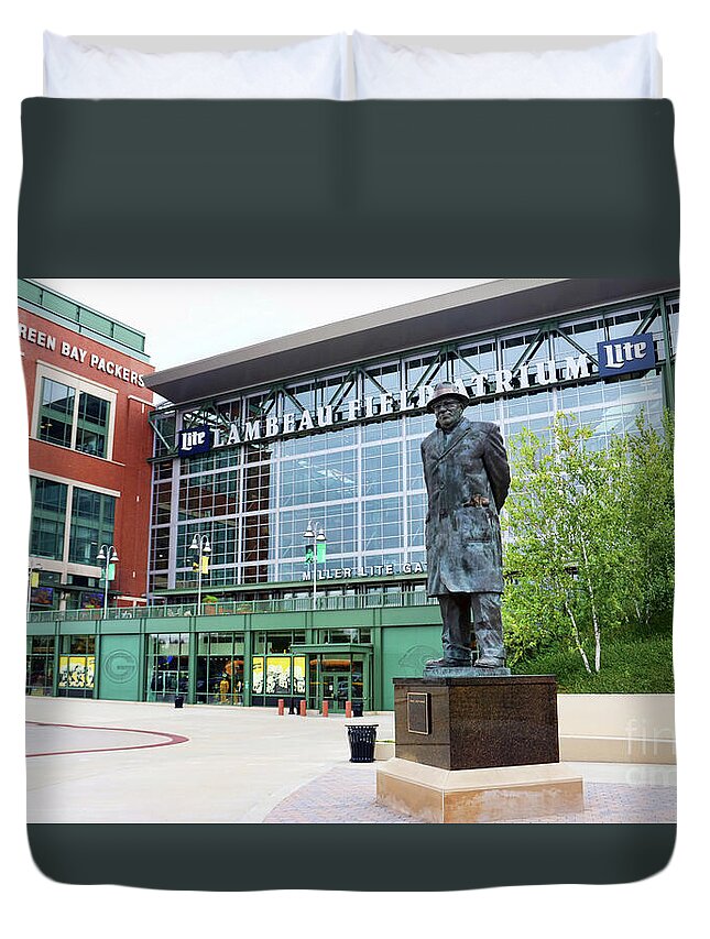Vince Lombardi Duvet Cover featuring the photograph Vince Lombardi Statue at Lambeau Field 4430 by Jack Schultz