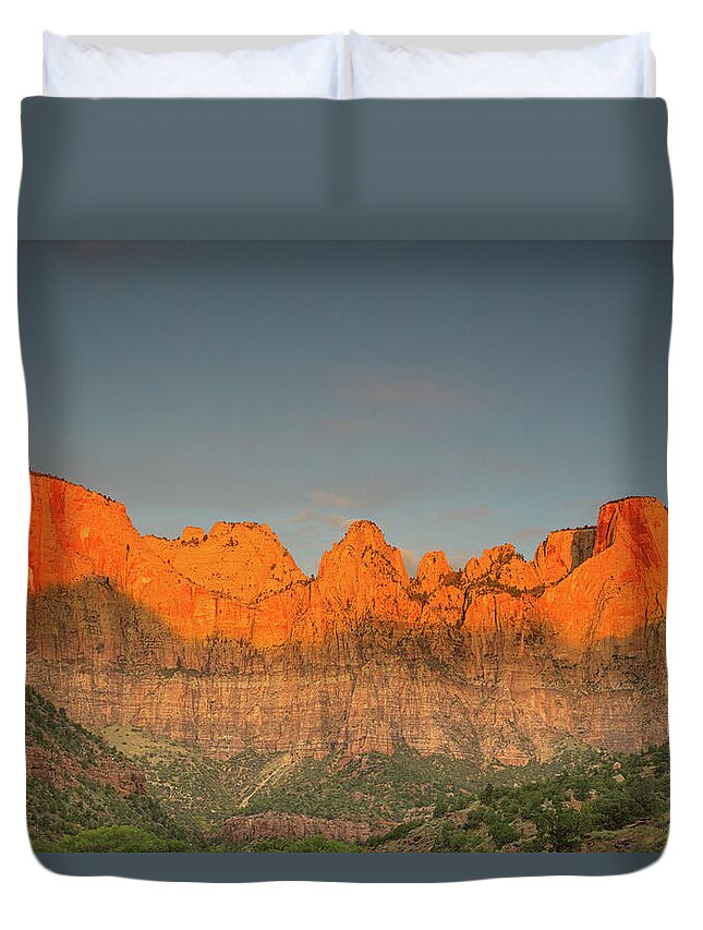 Faa_export Duvet Cover featuring the photograph Virgin sunset by Kunal Mehra
