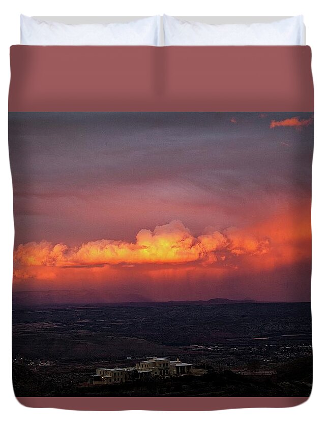 Jerome State Park Duvet Cover featuring the photograph Vivid Verde Valley Sunset by Ron Chilston