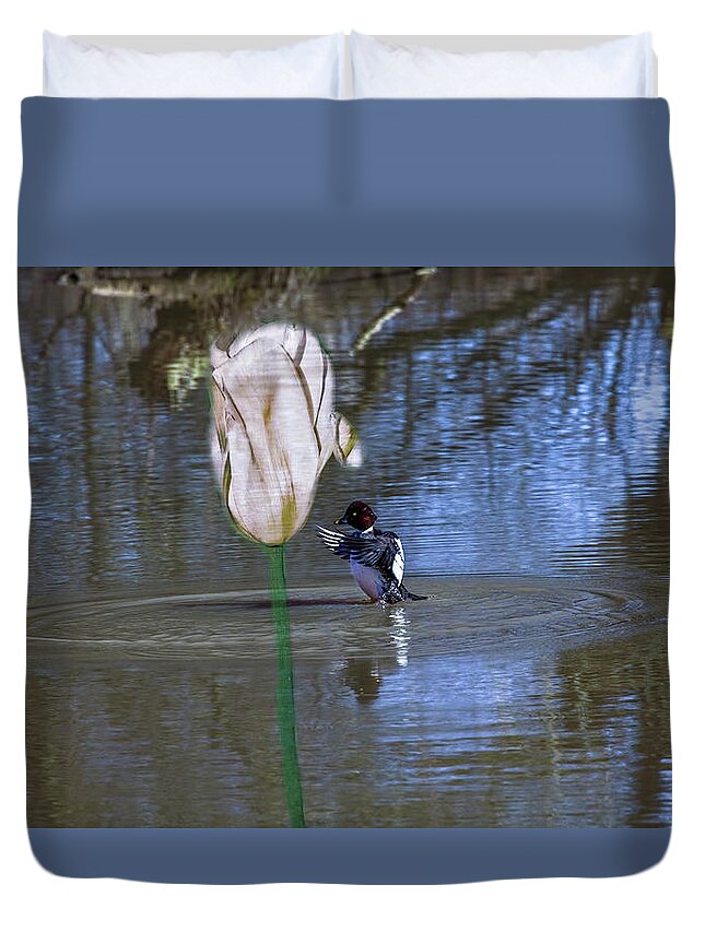 Bird Duvet Cover featuring the photograph Come #f3 by Leif Sohlman