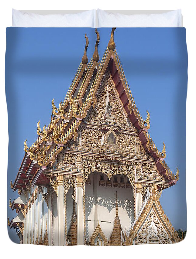 Temple Duvet Cover featuring the photograph Wat Woranat Bonphot Phra Ubosot DTHNS0017 by Gerry Gantt