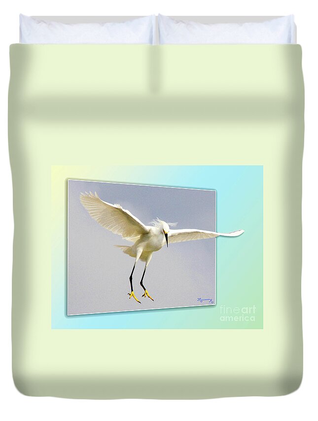 Fauna Duvet Cover featuring the photograph Watch Out Below by Mariarosa Rockefeller