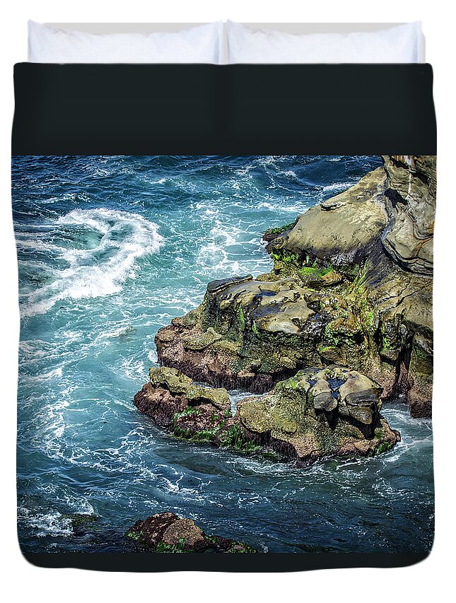 Ocean Duvet Cover featuring the photograph Waves of Blue by Scott Read