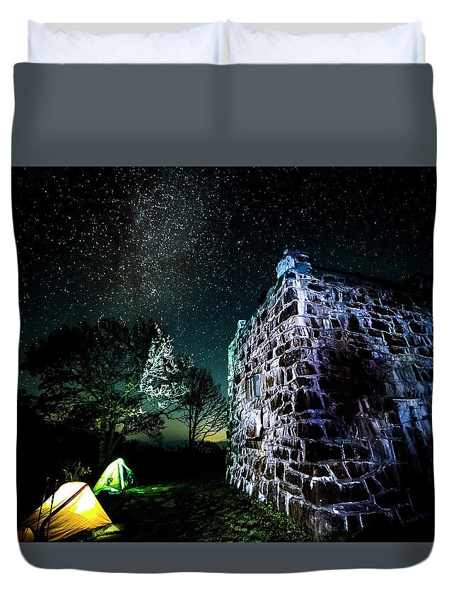 Landscape Duvet Cover featuring the photograph Wayah Bald Mountain by David Morefield