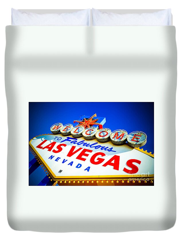 Fabulous Duvet Cover featuring the photograph Welcome to Las Vegas Sign by Amy Cicconi