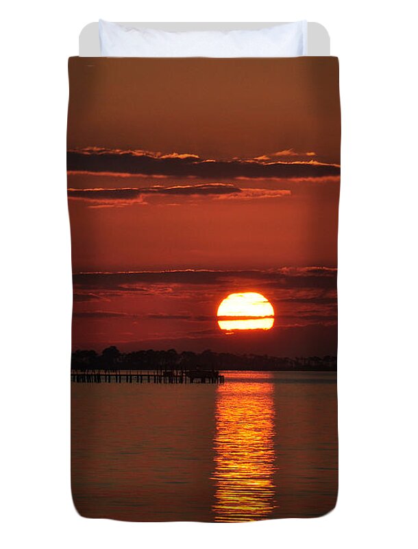 Sunsets Duvet Cover featuring the photograph When You See Beauty by Jan Amiss Photography