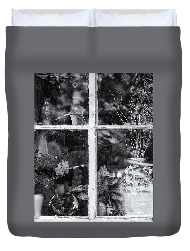Brattleboro Vermont Duvet Cover featuring the photograph Window In Black and White by Tom Singleton