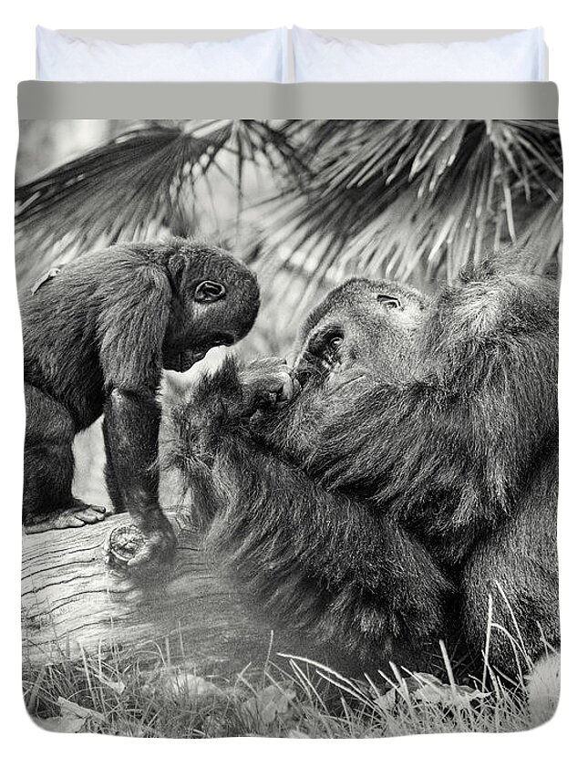 Gorilla Duvet Cover featuring the photograph Wisdom by William Blonigan