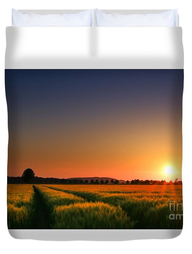 Cornfield Duvet Cover featuring the photograph Wish You Were Here by Franziskus Pfleghart