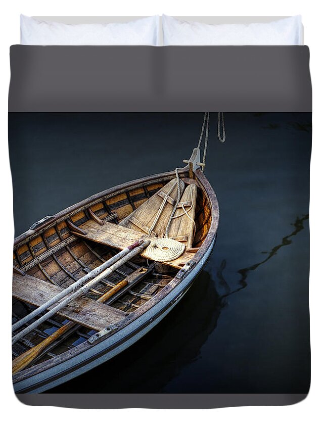 Jamestown Duvet Cover featuring the photograph Wooden Rowboat Dingy in the Harbor at Jamestown by Randall Nyhof