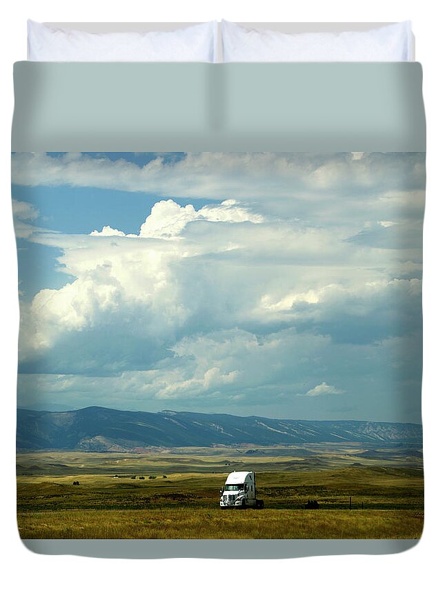 Wyoming Duvet Cover featuring the photograph Wyoming August Clouds 01 by Thomas Woolworth