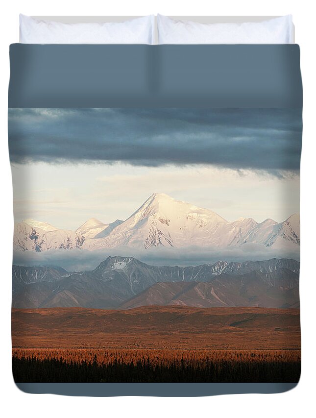 Scenics Duvet Cover featuring the photograph Alaska Range With Mt Brooks #1 by John Elk