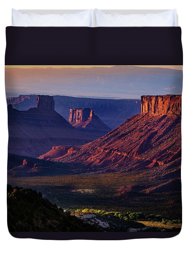 Aspens Duvet Cover featuring the photograph Castle Valley Glow #1 by Johnny Boyd