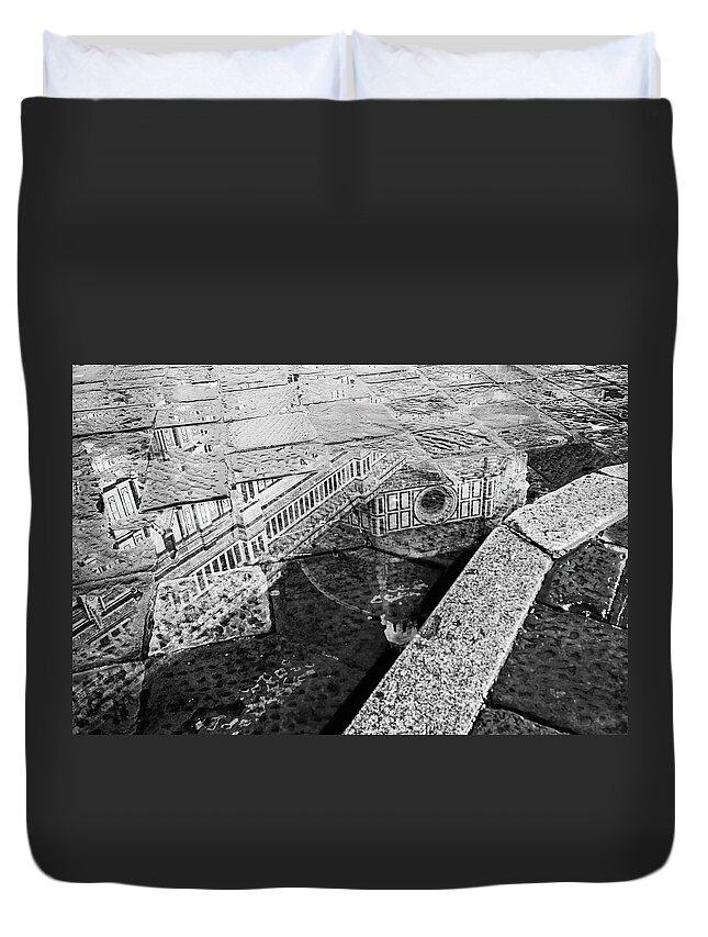 Construction Machinery Duvet Cover featuring the photograph Cathedral Of Santa Maria Del Fiore #1 by Deimagine