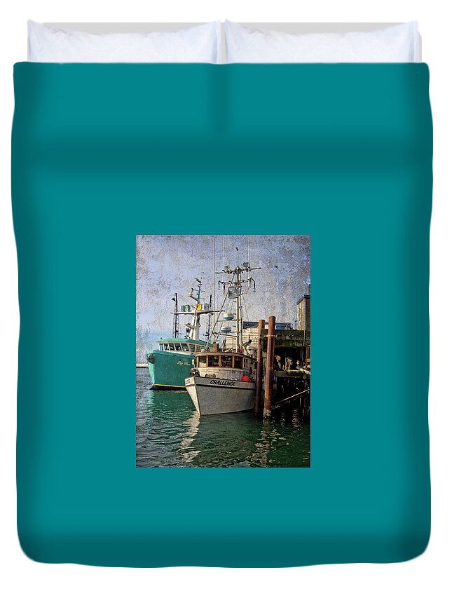 Newport Duvet Cover featuring the photograph Challenge #1 by Thom Zehrfeld