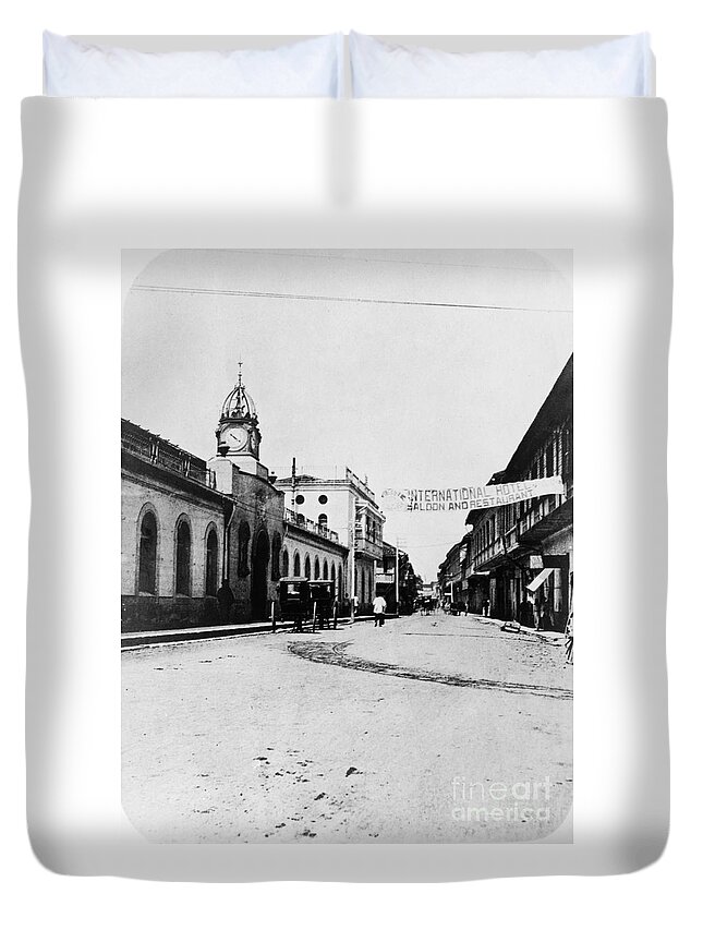 1890 Duvet Cover featuring the photograph Manila, c1900 #1 by Granger